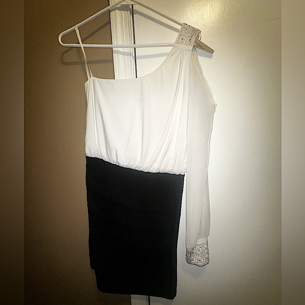 One shoulder bedazzled dress